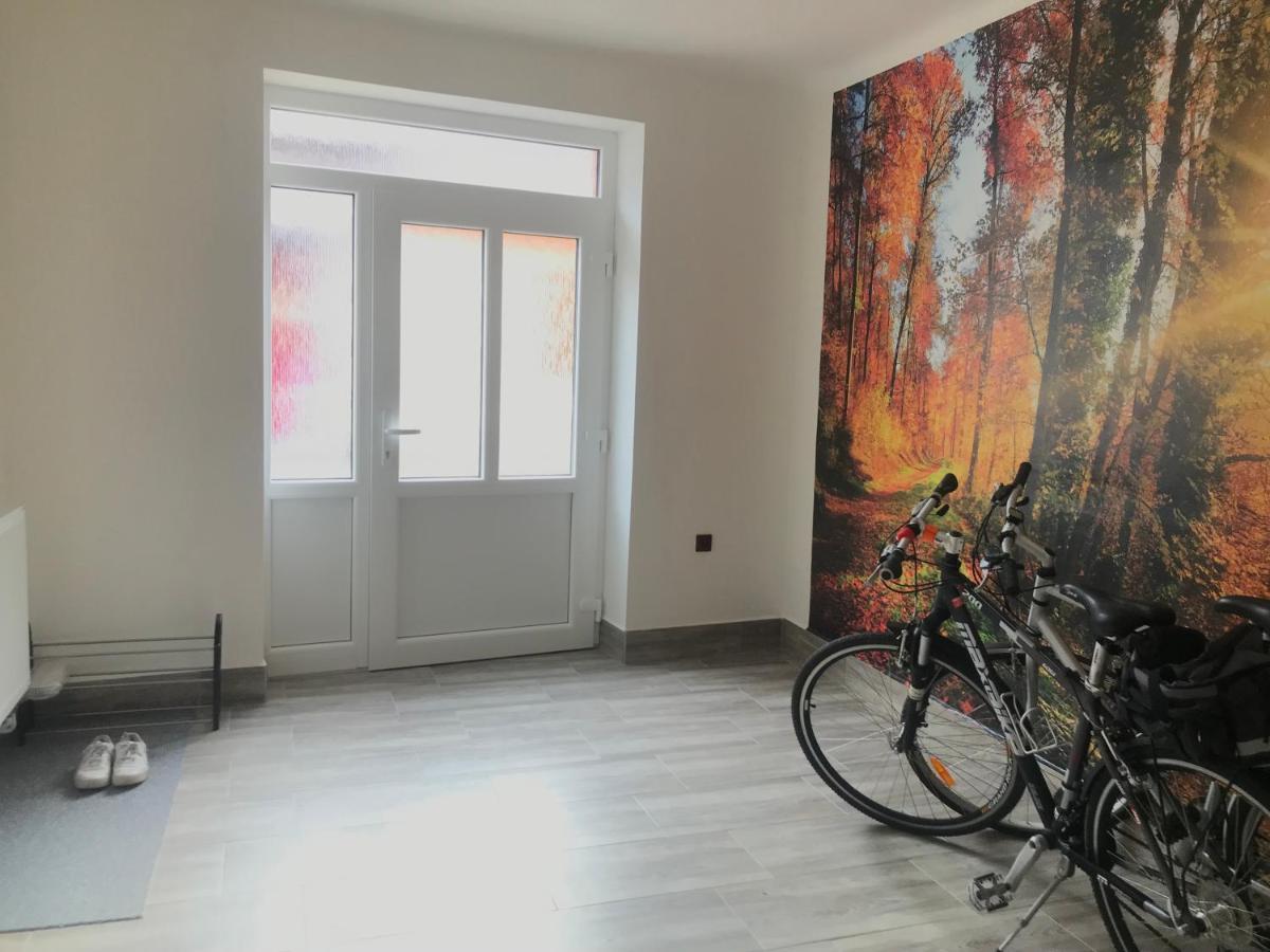 Cyklo-Moto apartmán Lomnice nad Lužnicí Exterior foto